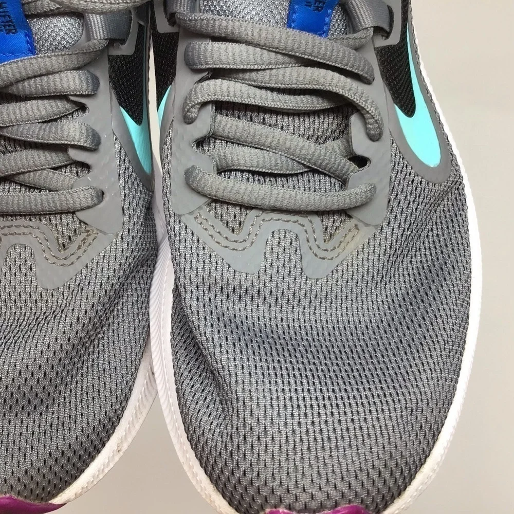 Nike Downshifter 9 Gray Running Sneaker - Picture 11 of 11